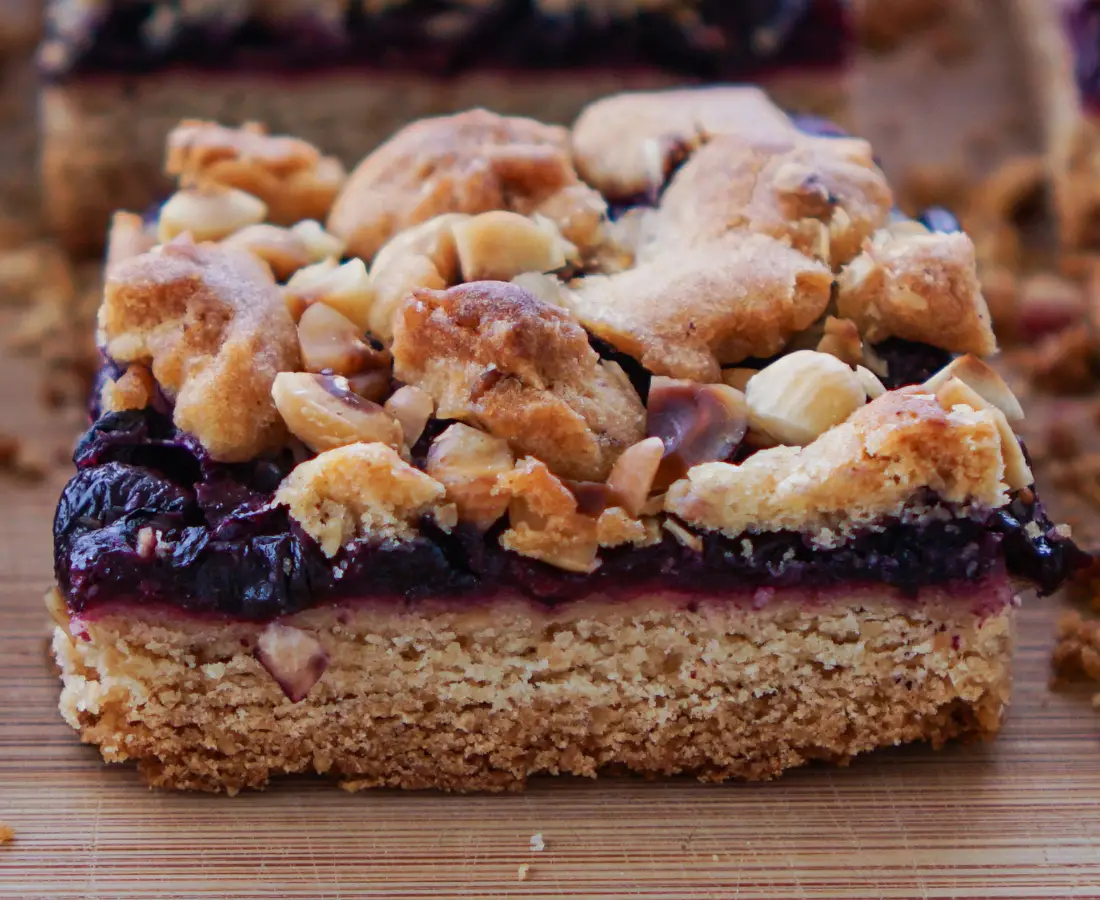 Blueberry Oatmeal Crumble Bars