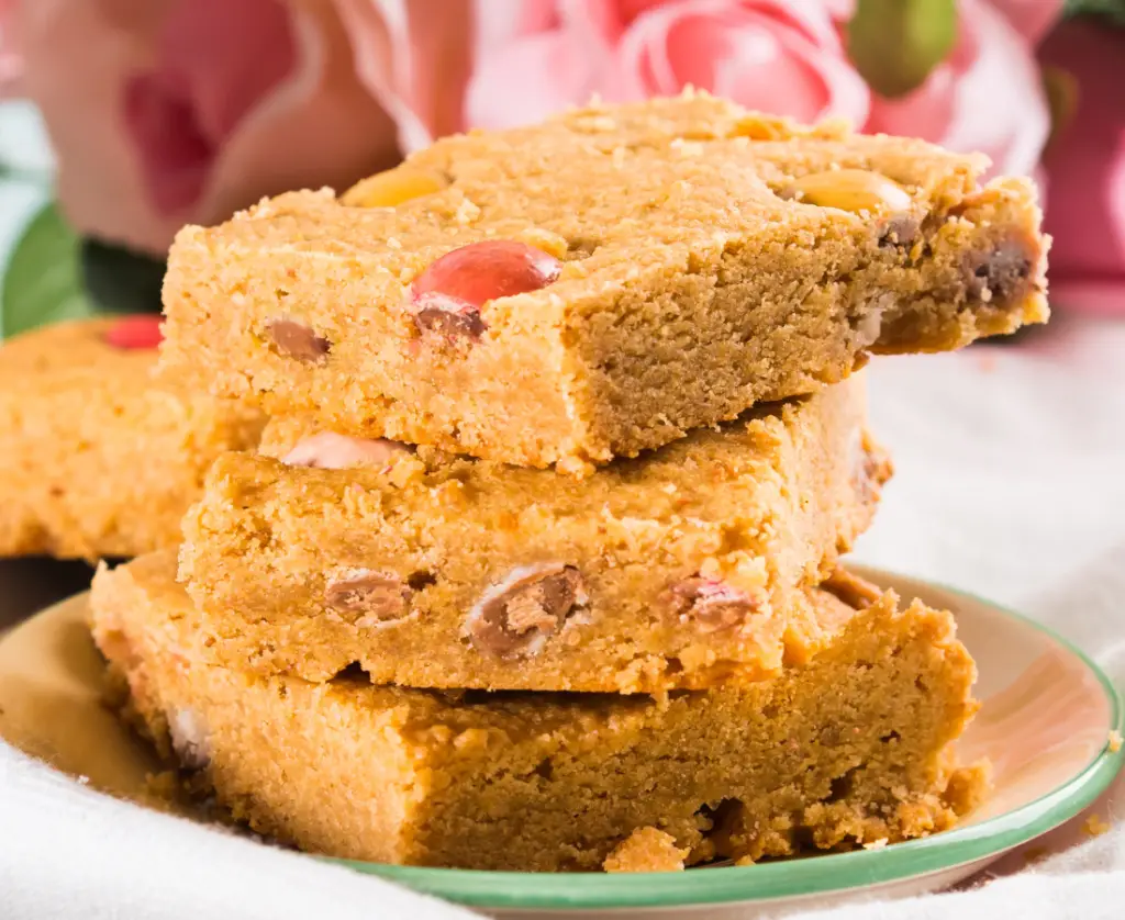 Peanut Butter Blondies