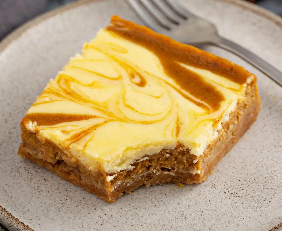 Pumpkin Cheesecake Bars