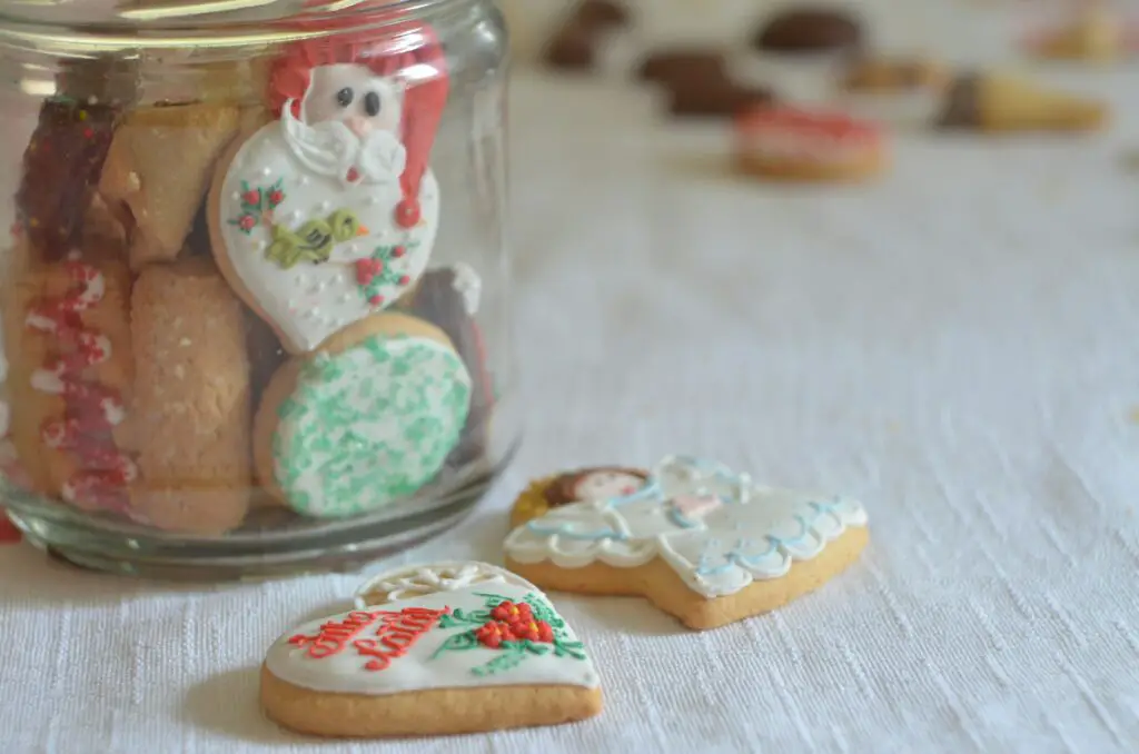 Ways to Decorate Sugar Cookies